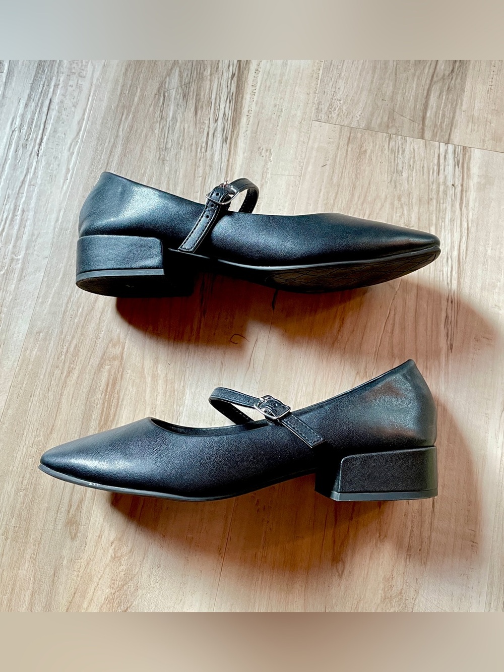 POP Women’s Black Mary Jane Low Heel faux leather loafers size 7.5